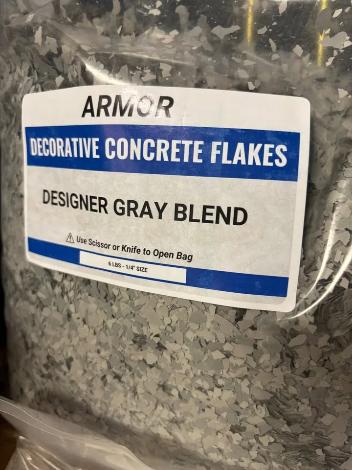 17-Piece Garage Epoxy Floor Kit – Covers 600 Sq Ft image indicator(3)