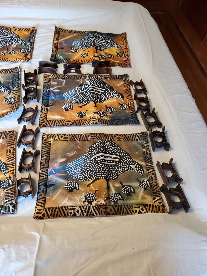 Handmade Wooden Dining Set: Placemats and Napkin Rings - photo 2