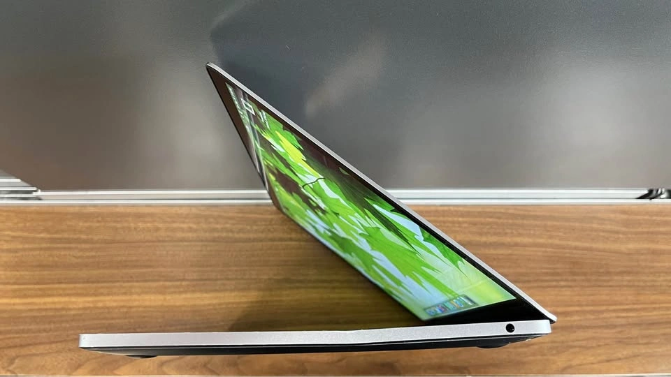Apple MacBook Pro M1 - photo 2