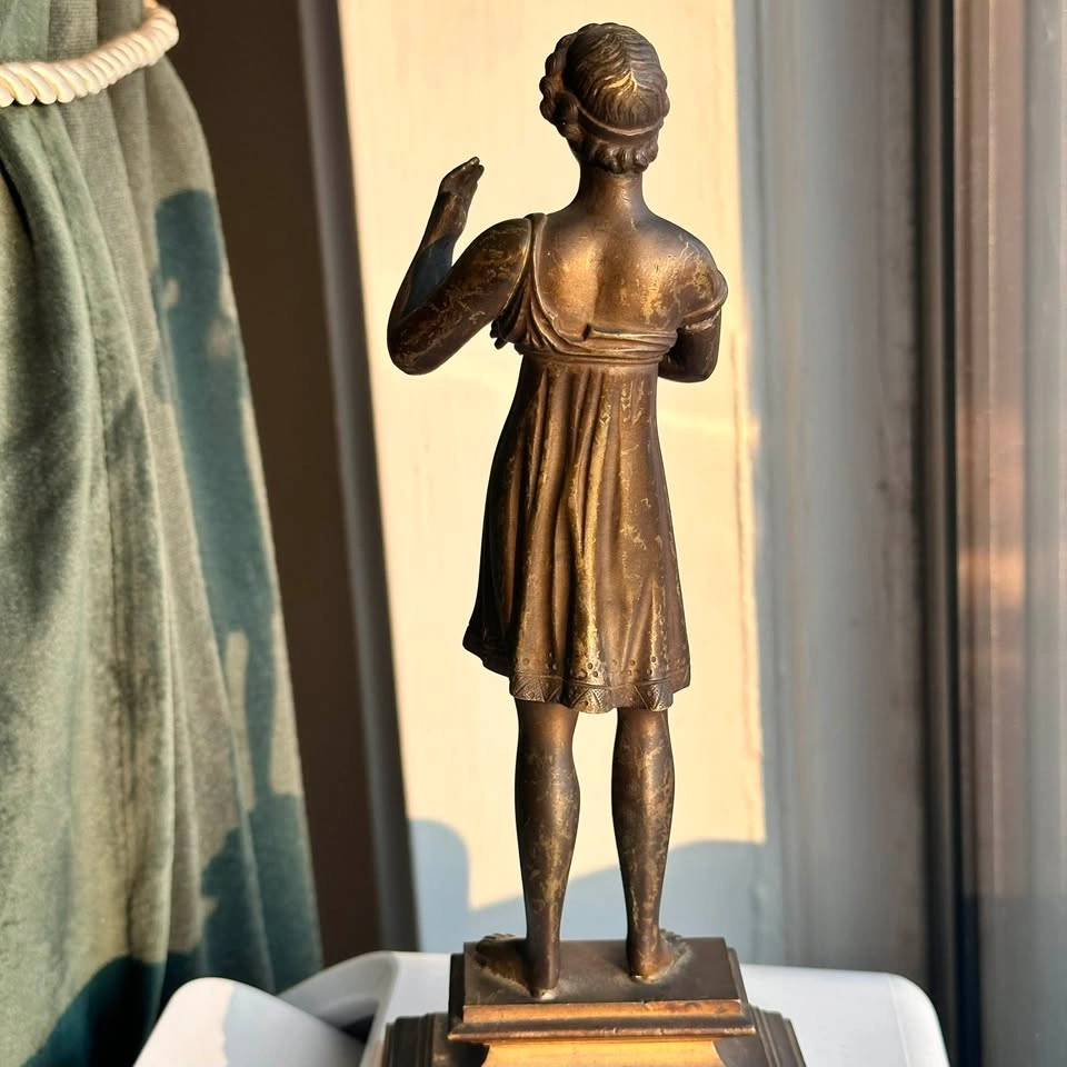 Antique Grand Tour Cast Bronze Statuette – Classical Greek Roman - photo 4