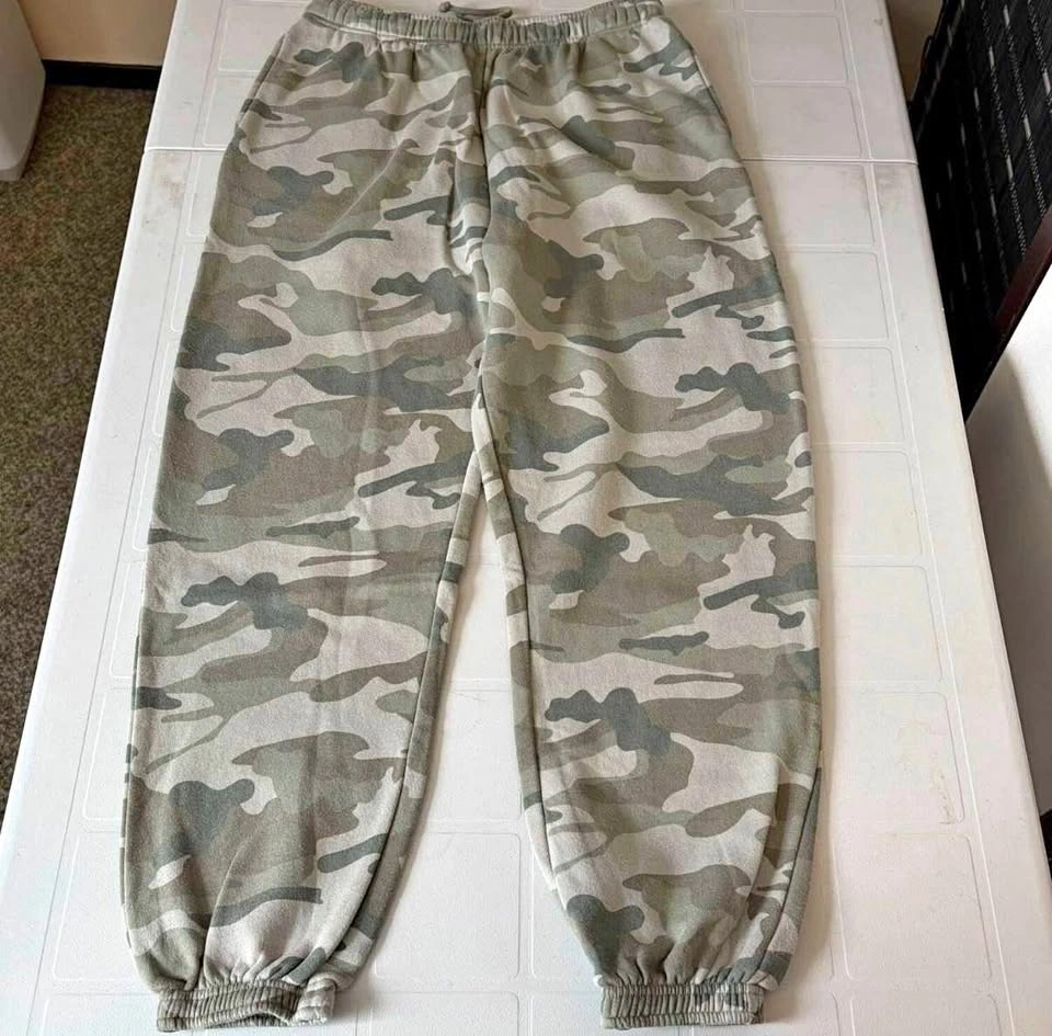 No Boundaries Camo Joggers