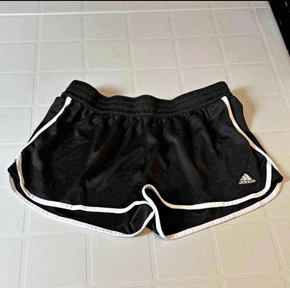 Women’s adidas Shorts Size Large