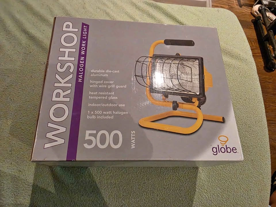 Globe Workshop 500W Halogen Work Light