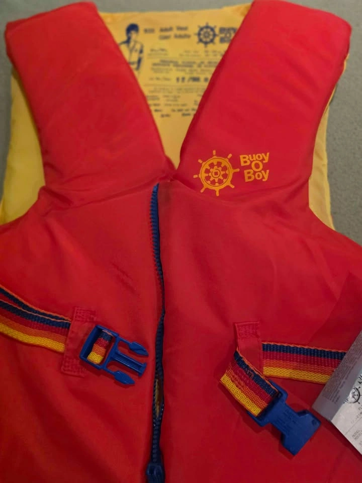 Brand New Buoy-O-Boy and Body Glove Life Jackets - photo 2