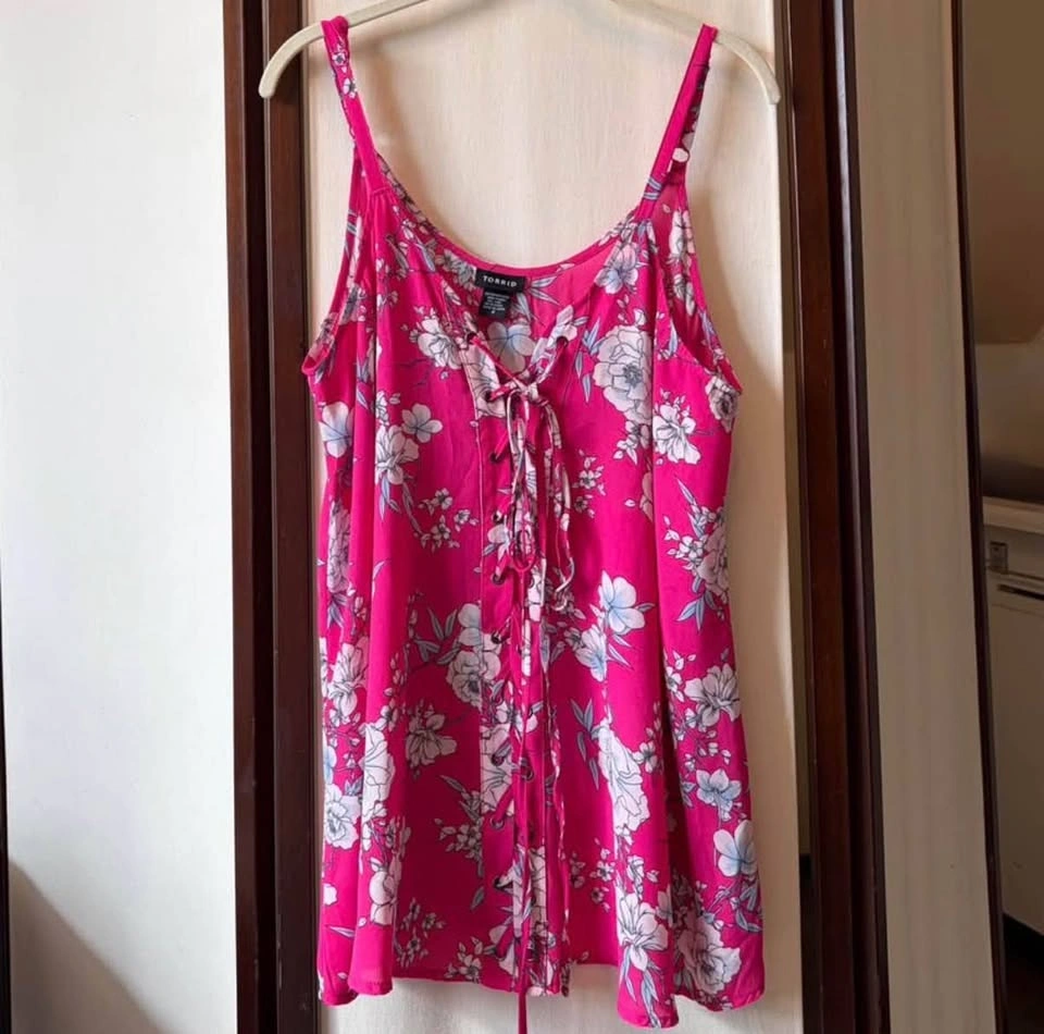 Women’s Torrid Shirts Size 0/XL (SEE ALL PHOTOS) - photo 5