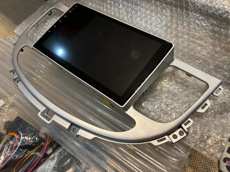 9" Android 13 Car Stereo w/ GPS, CarPlay, Backup Cam image indicator(7)