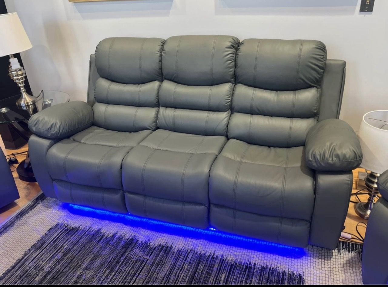 Plush Reclining Sofa and Loveseat Set - photo 2