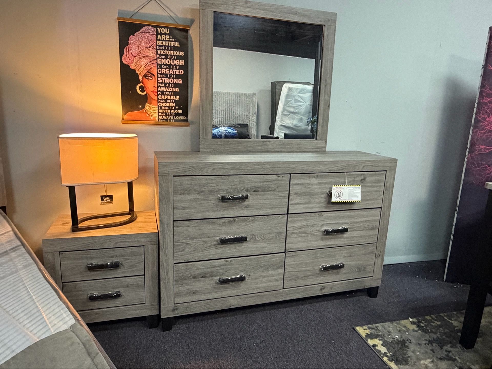 Amazing Savings! Complete Set Bedroom Just $898 - photo 3
