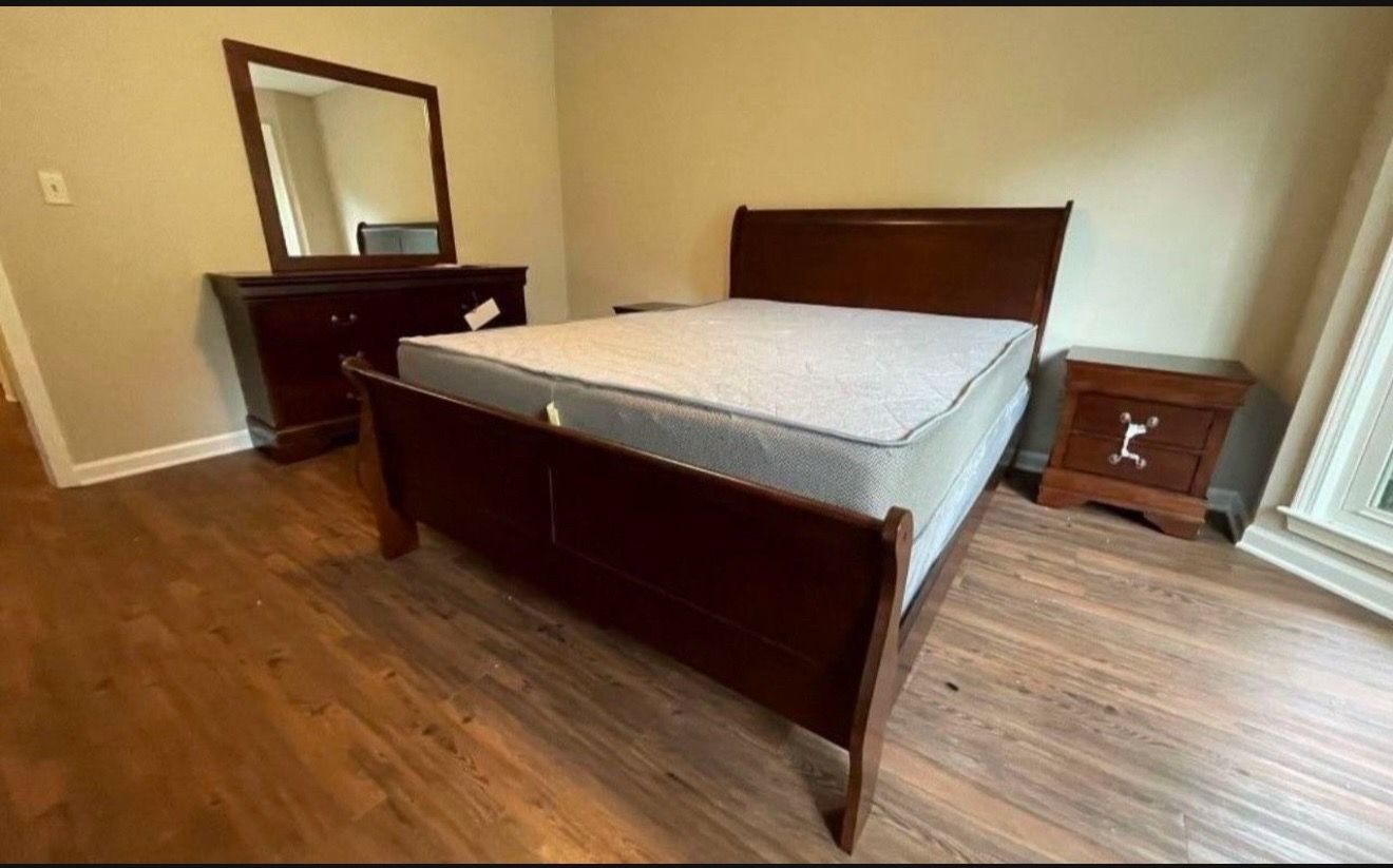 Modern Bedroom Set (Full or Queen Bed, Dresser, Mirror, Chest)