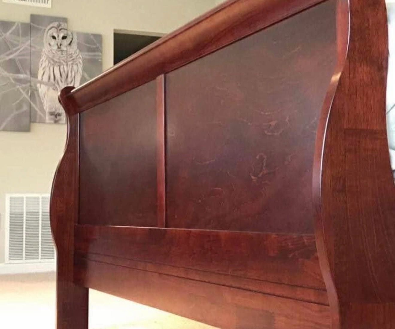 Full or Queen Size Bed With Dresser, Mirror, and Nightstand - photo 2