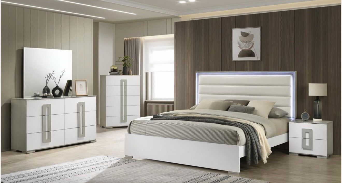 5-Piece Bedroom Set - Full or Queen