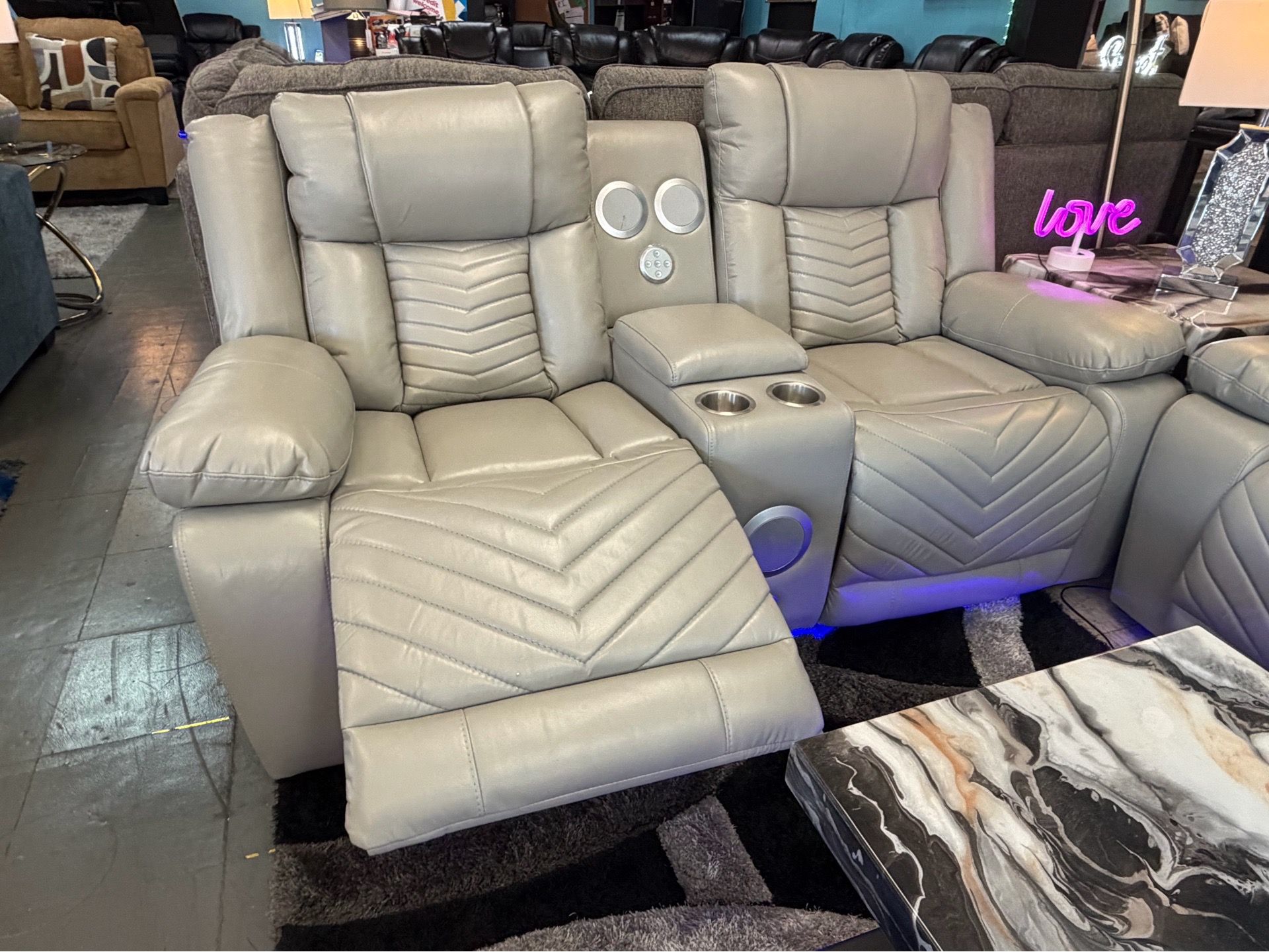 Amazing Reclining Sofa & Loveseat over 50% Off!! - photo 2
