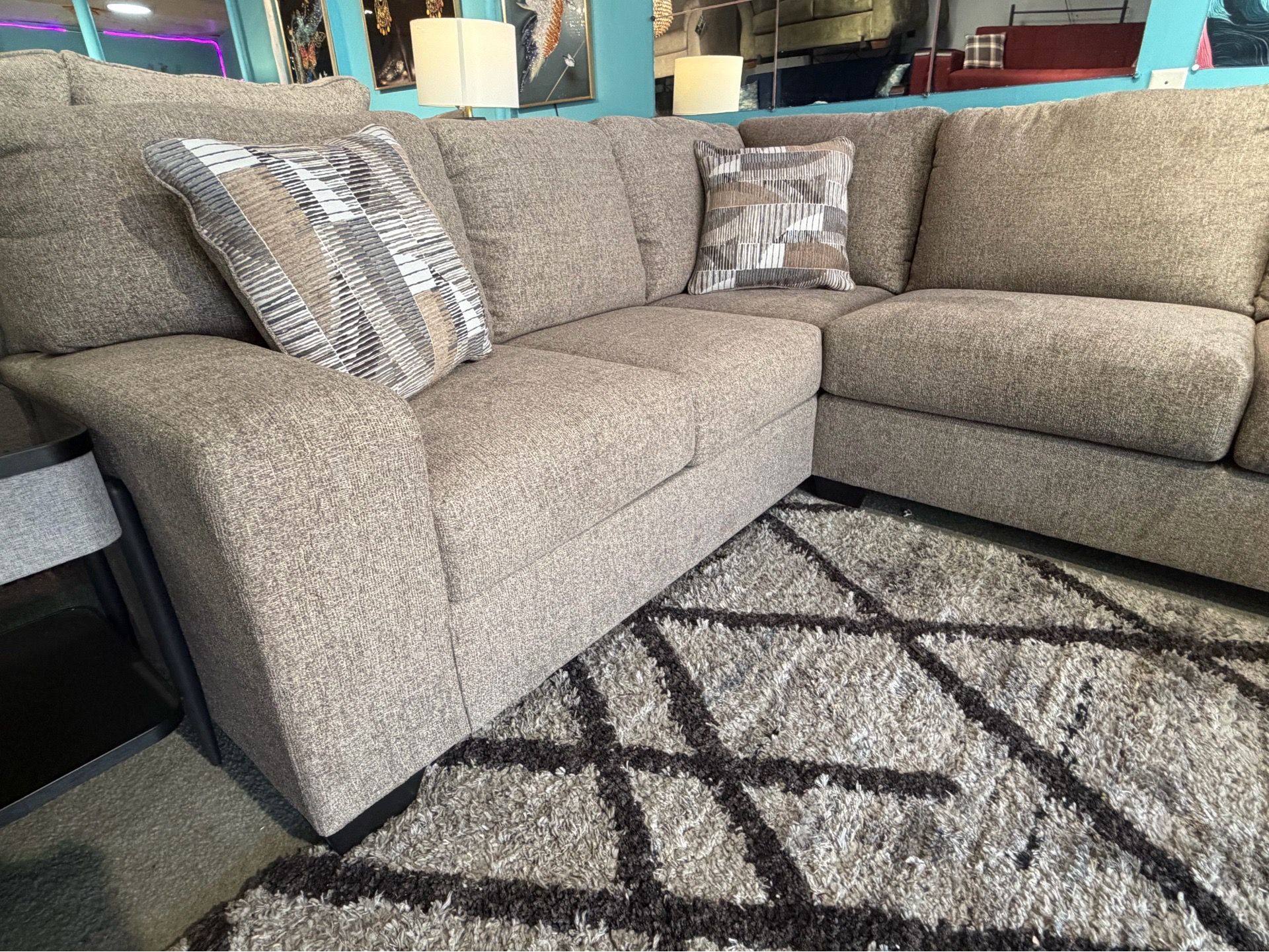 Amazing Sale! Ashley 3-Piece Sectional - photo 2