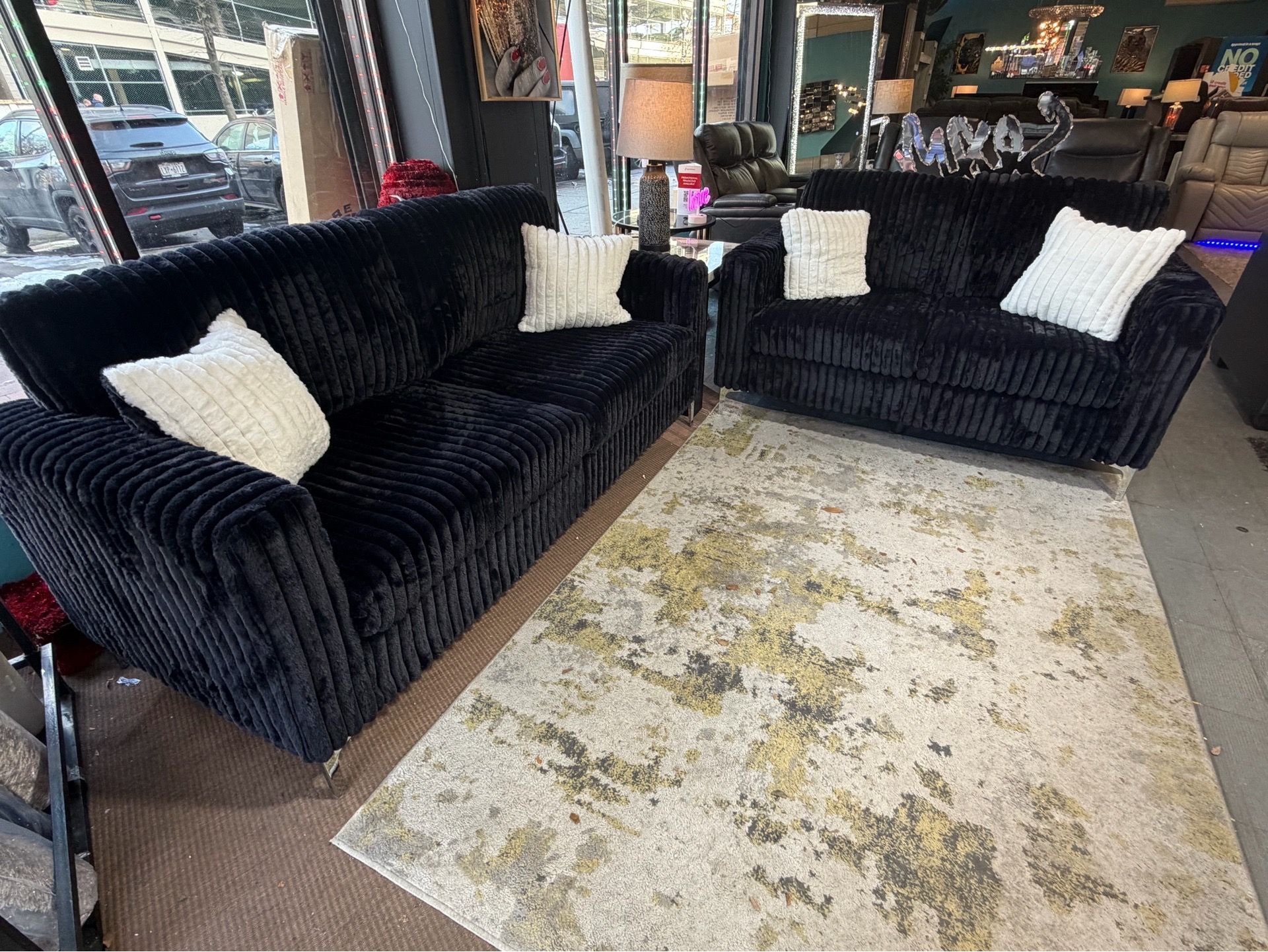 🛋 SOFA & LOVESEAT SET – $588 🔥