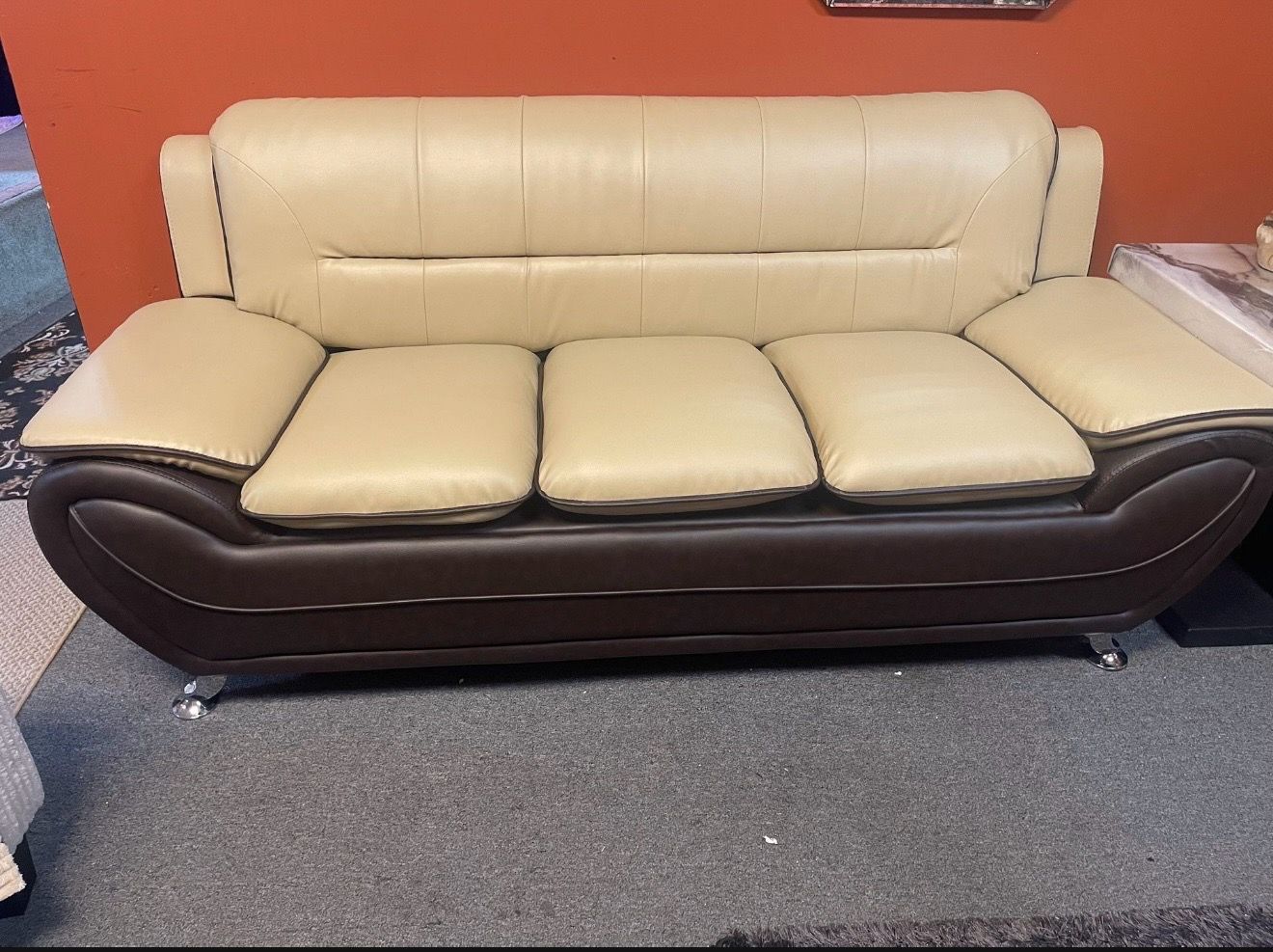 🛋 SOFA & LOVESEAT SET – $588 🔥 - photo 2