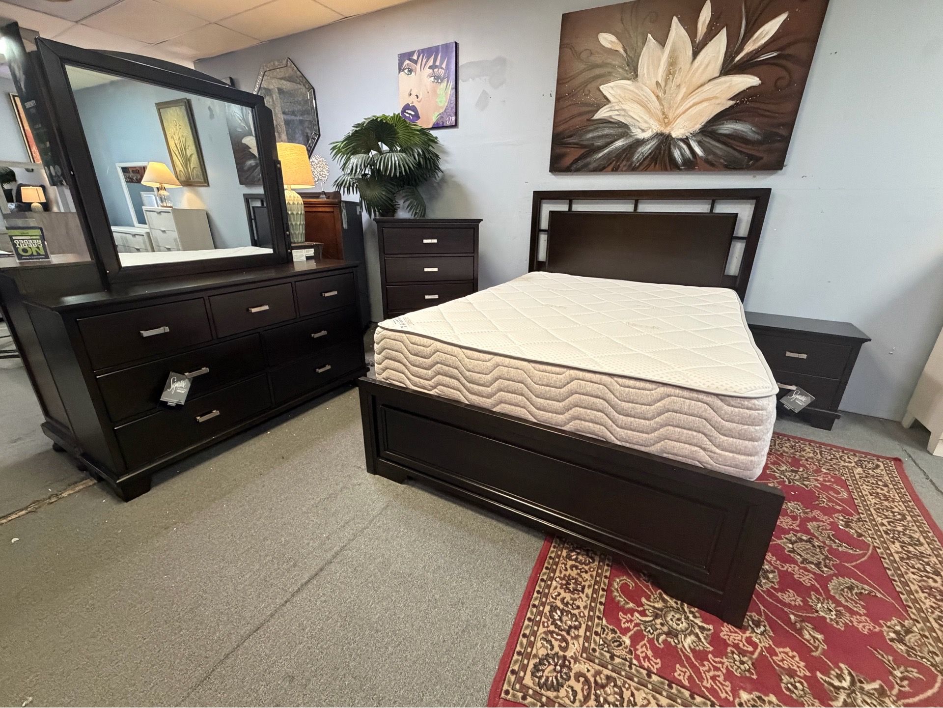 Best Quality! Ashley Bedroom Set Now On Sale! - photo 3
