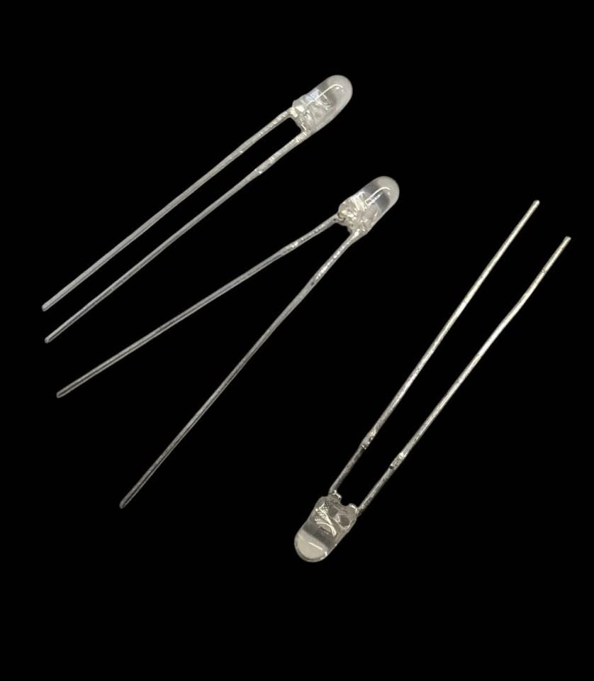 130pcs. 3mm LED Diodes assorted red, green, yellow - photo 3
