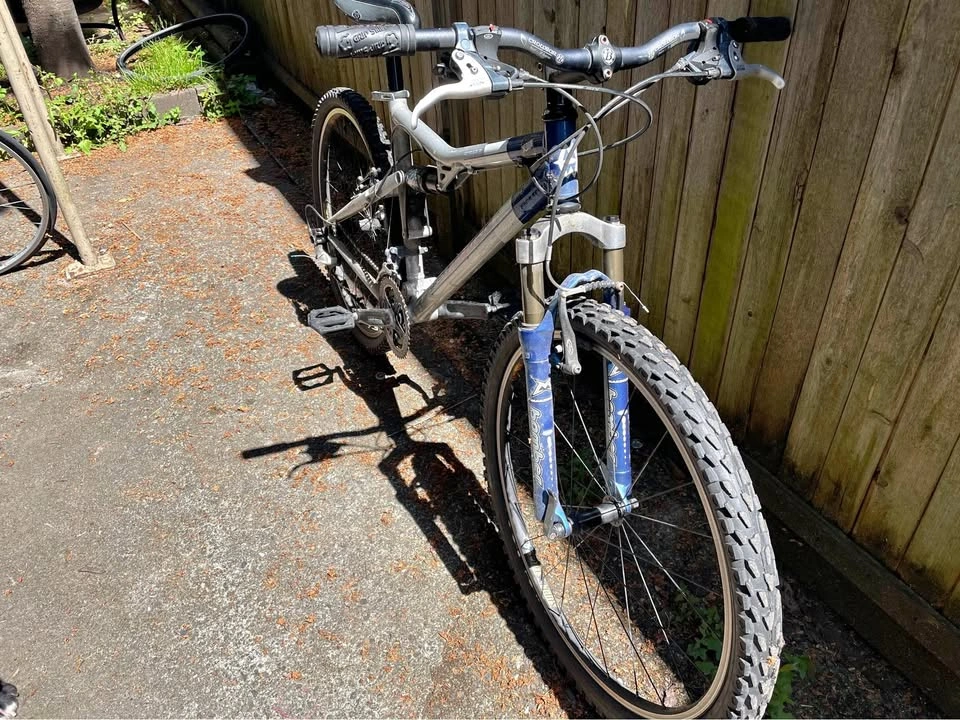 Gary fisher sugar 3 mountain bike