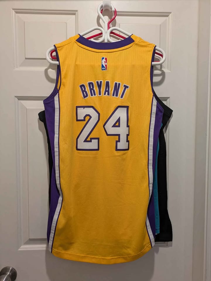 Kobe Bryant Lakers Jersey Adidas Swingman Extra Small - photo 3
