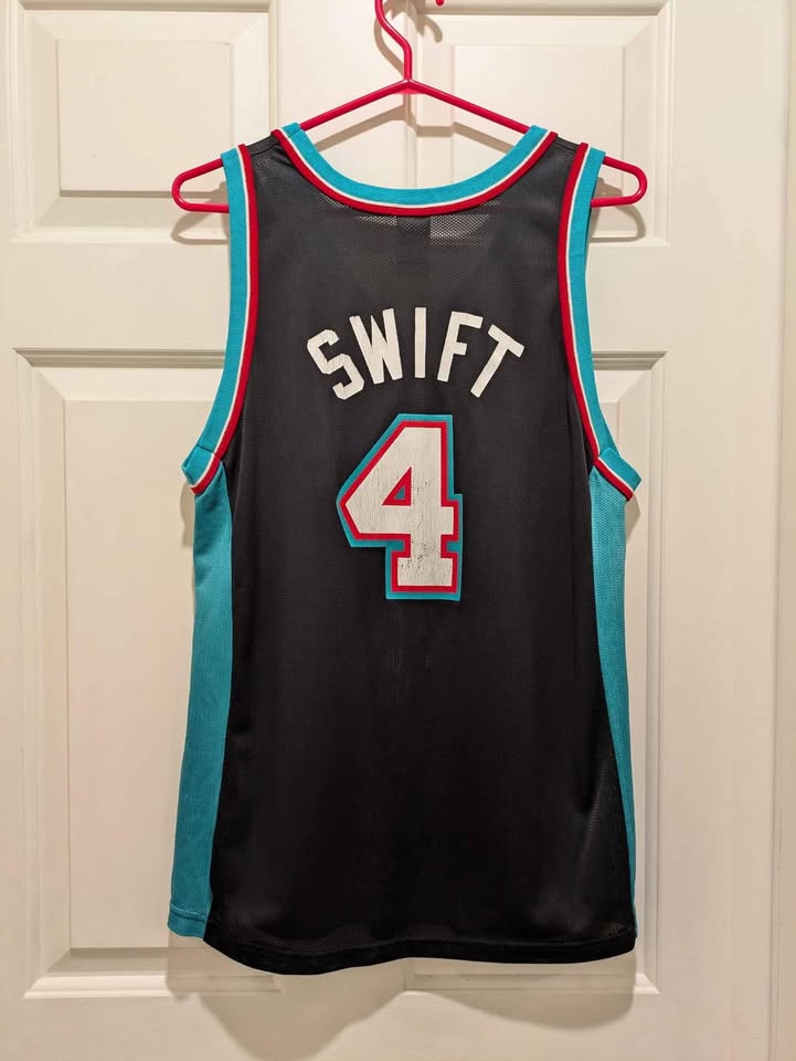 Vancouver Grizzlies Swift Champion Jersey *VERY RARE - photo 3