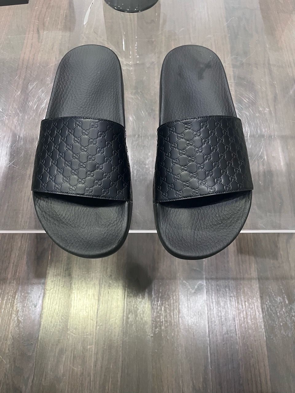 Gucci MicroGuccissima GG Slides Sandals – Black – EU 37 - photo 5