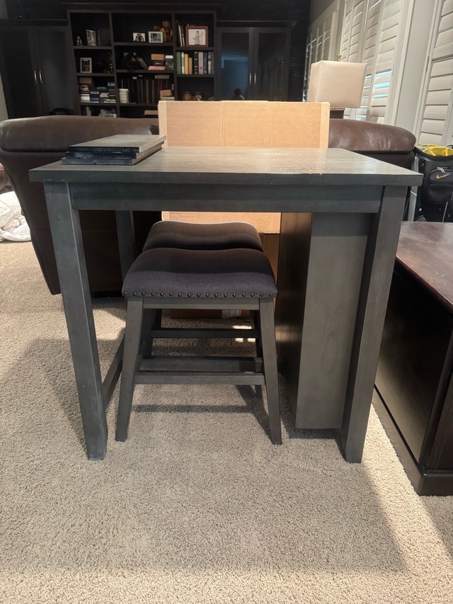 Table and Chairs With Side Storage