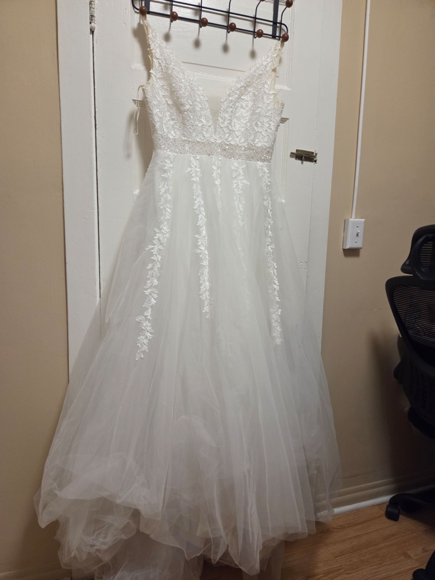 White Lace Tulle Wedding Gown