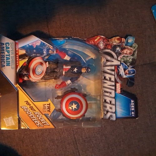 Marvel Avengers Super Shield Captain America 4 in figure 2011