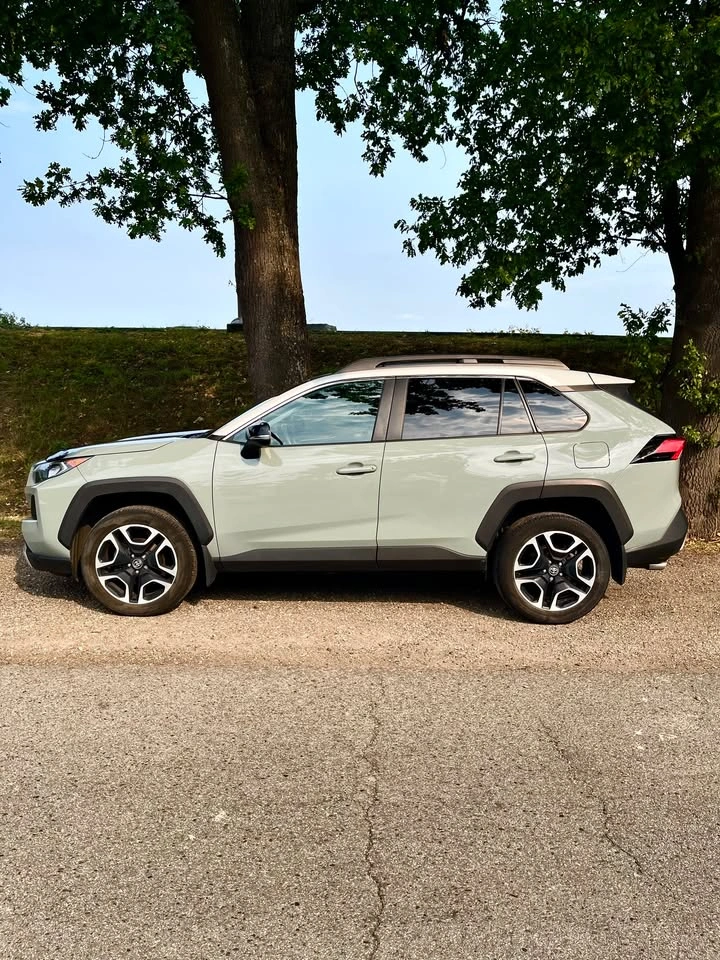 2021 Toyota RAV4 Trail Edition - photo 3