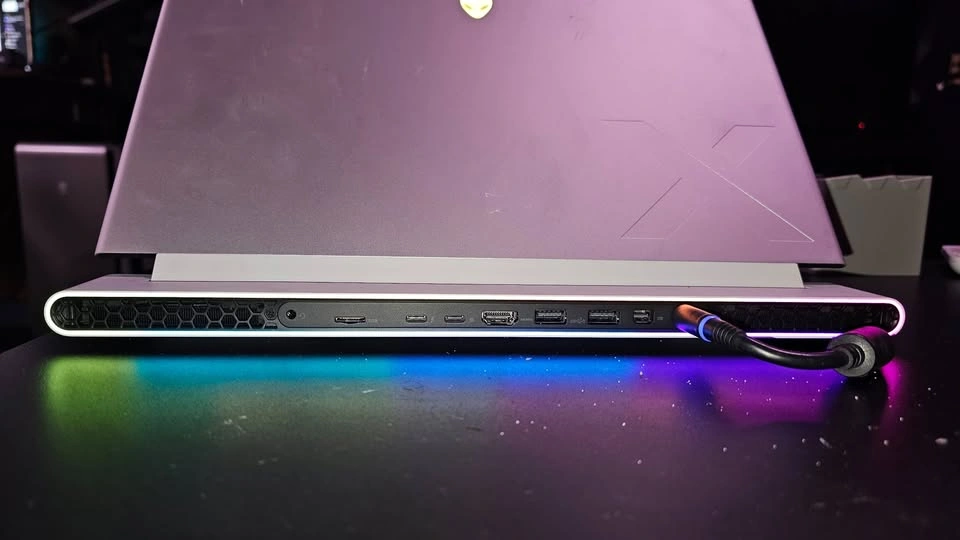 Alienware X16- i9, RTX4080, 32GB, 1TB - photo 4