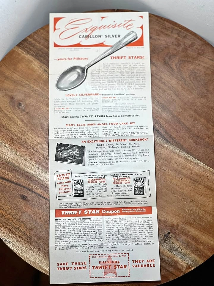 Vintage 1943 Pillsbury "Thrift Star" Recipe & Premium Pamphlet