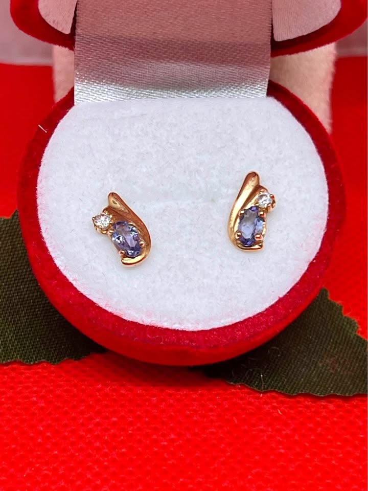 10k earrings