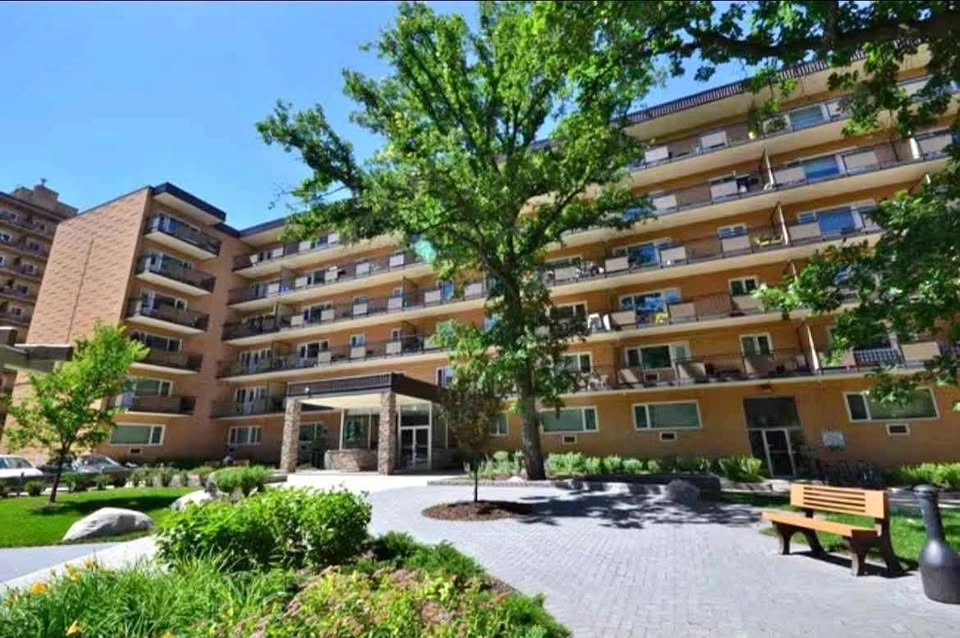 2 Beds 1 Bath - Apartment