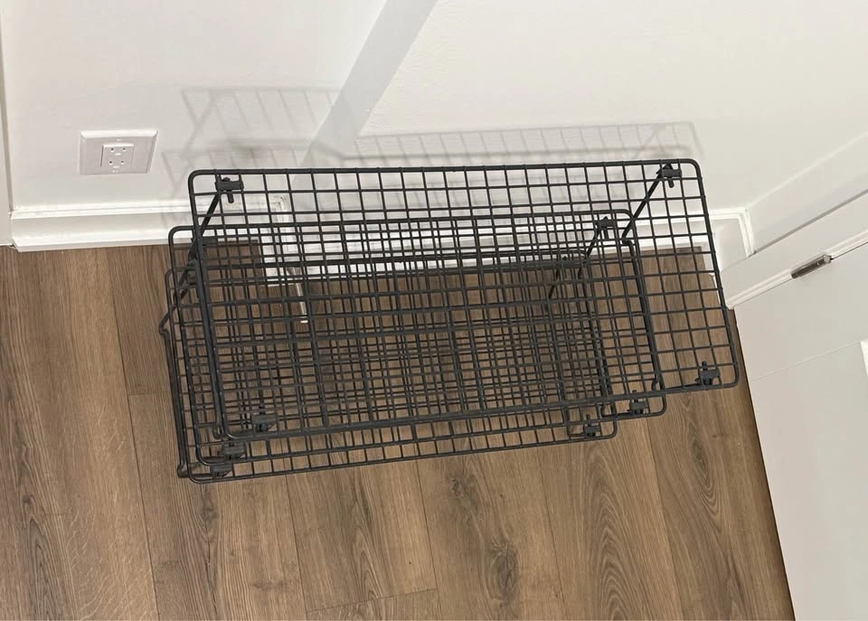 Stackable shoe racks - $3 each (5 total available) - photo 3