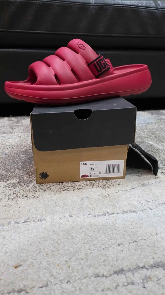 UGG m sport yeah slides