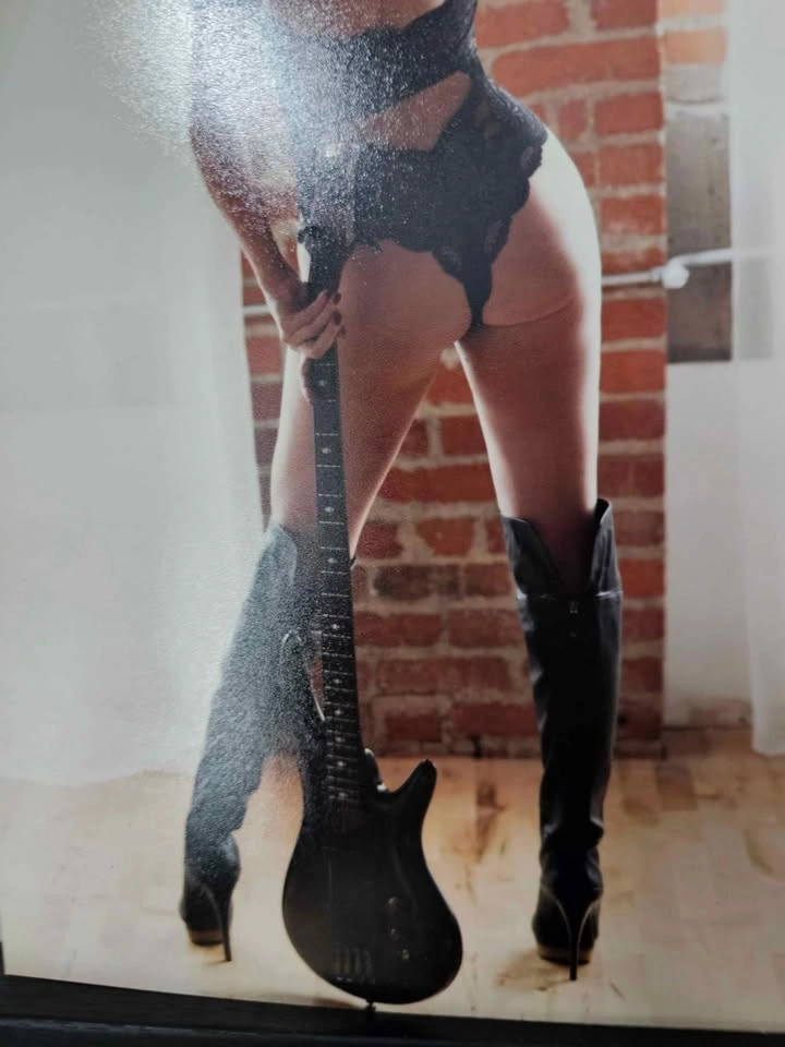 High heel boots