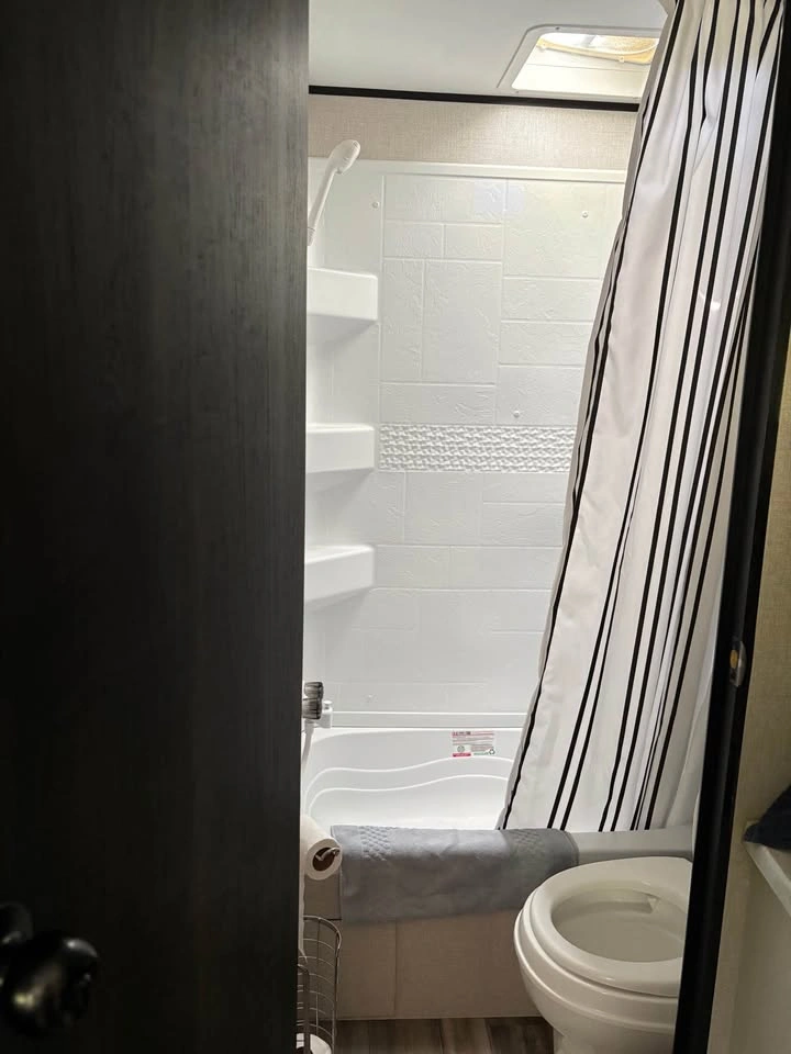 2022 Open Range Travel Trailer - photo 3