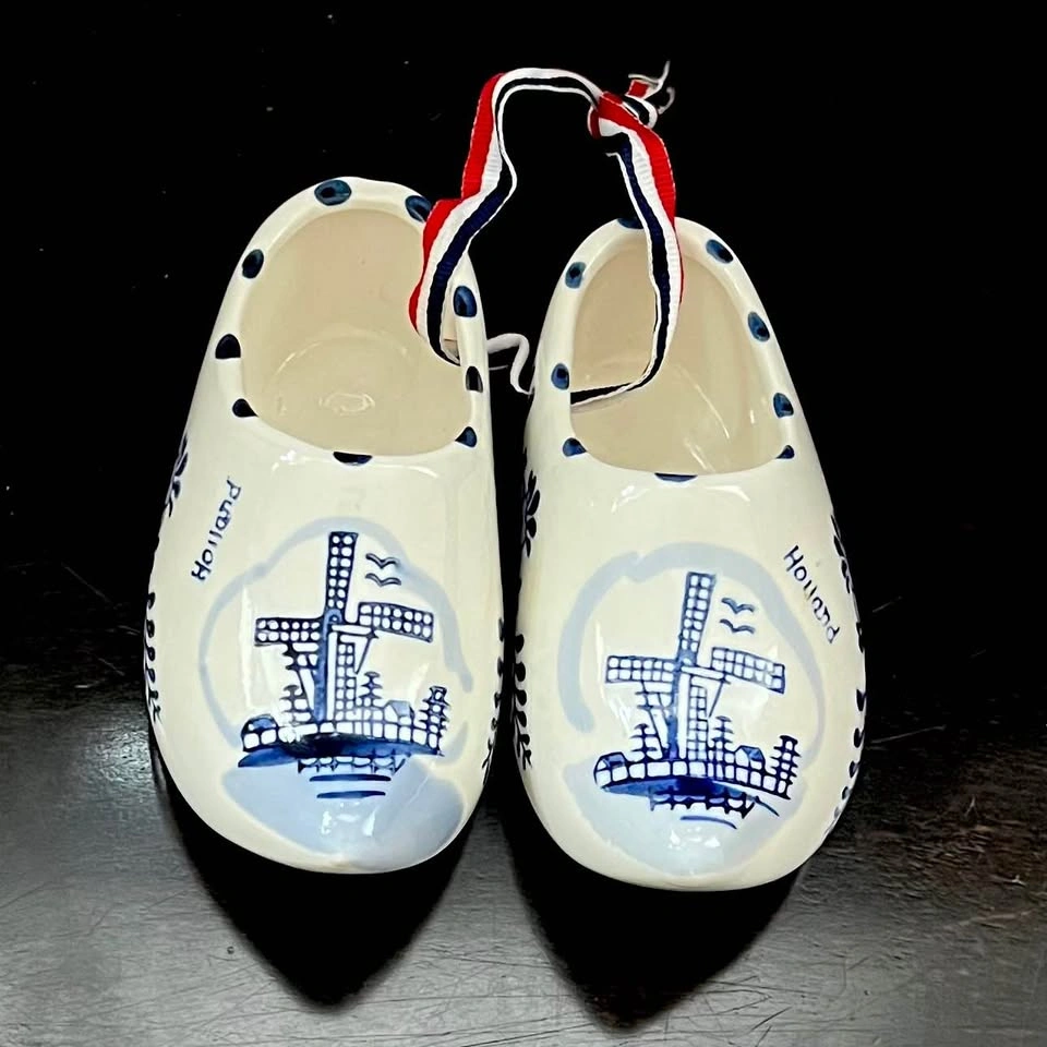 A Pair Of Hand Painted Dutch Clogs Shoes Holland Blue Delft Wind - photo 2