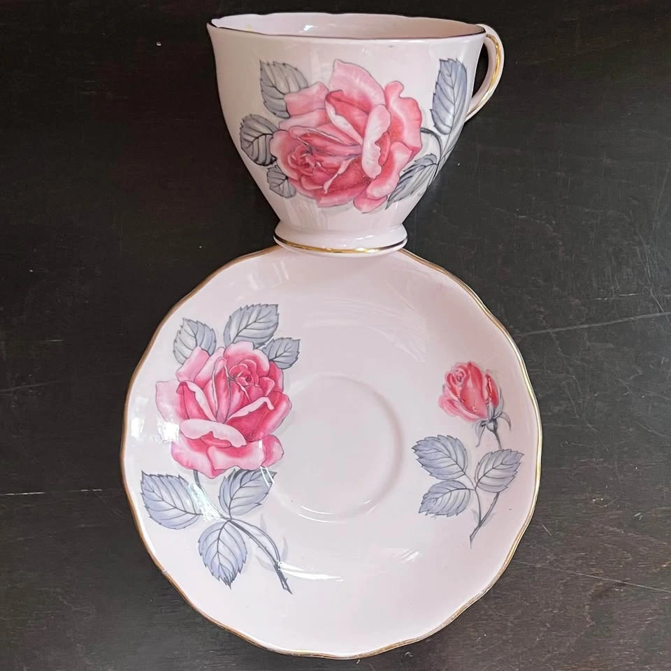 Vintage England Colclough Pink Bone China Tea Cup And Saucer - photo 4