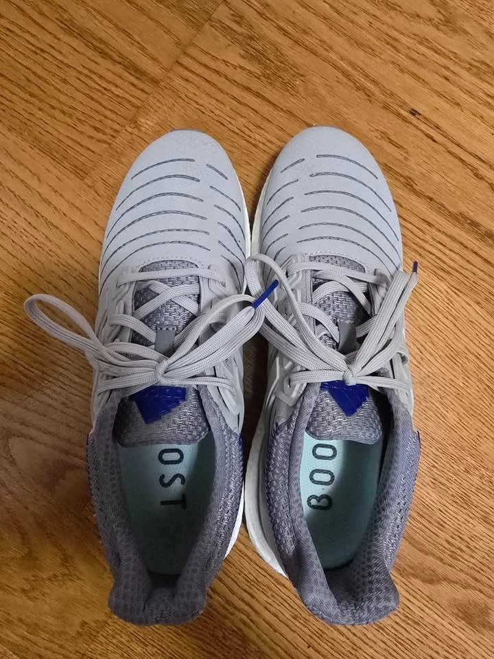 Adidas Ultraboost DNA 22 Size 9 Gray Lucid Blue - photo 2