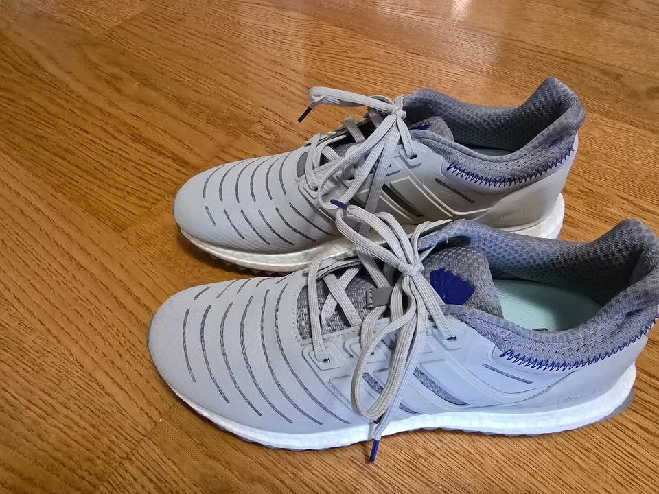 Adidas Ultraboost DNA 22 Size 9 Gray Lucid Blue - photo 4