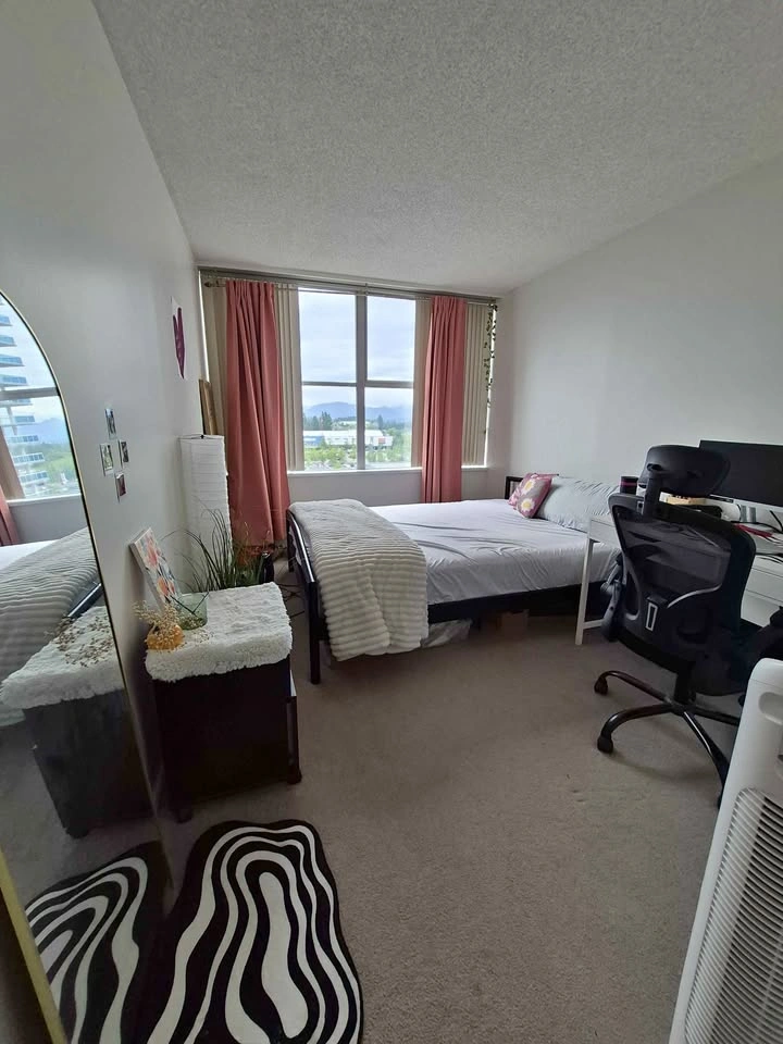 Private room for rent