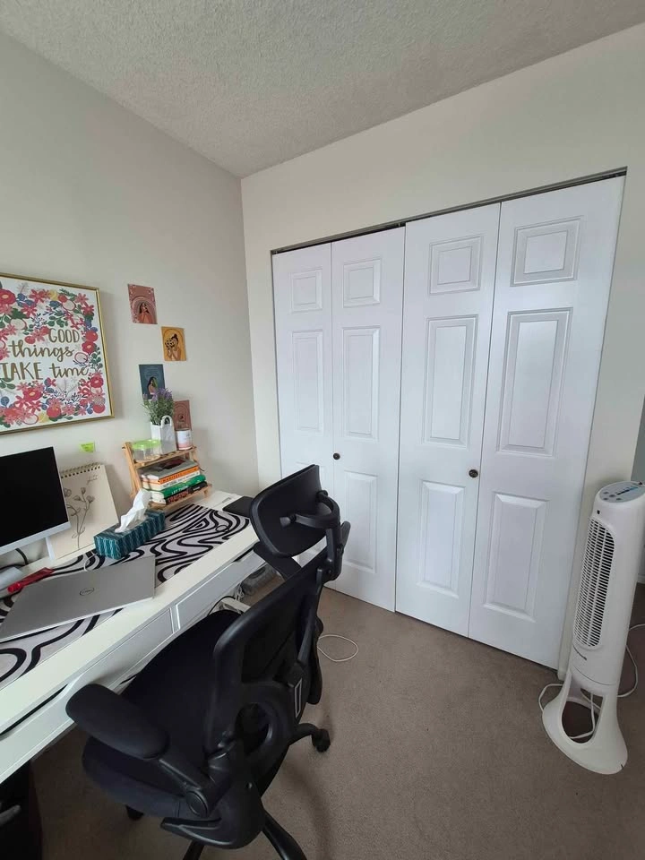 Private room for rent - photo 5