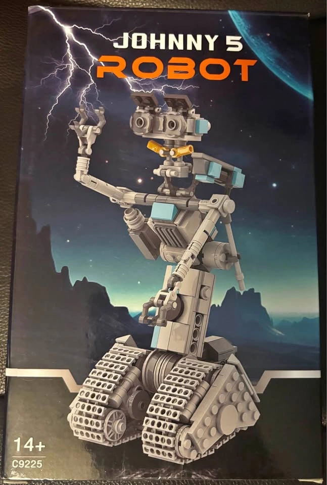 🤖 Johnny 5 Robot Building Block Set — LIKE NEW 🤖