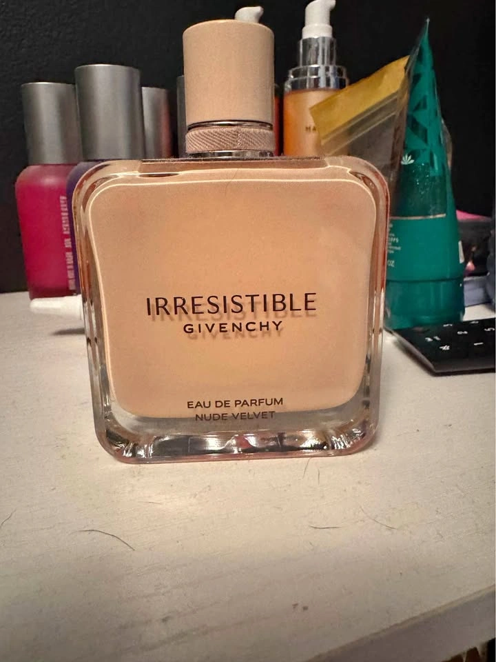 Givenchy Irresistible Nude Velvet Eau de Parfum