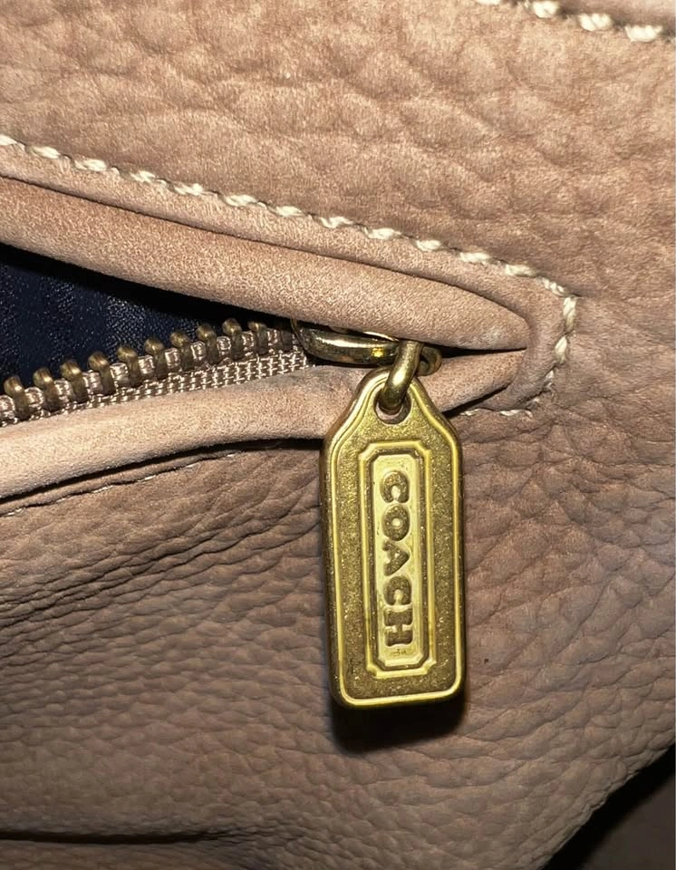 Tan Pebbled Soft Leather Coach Bag - photo 4