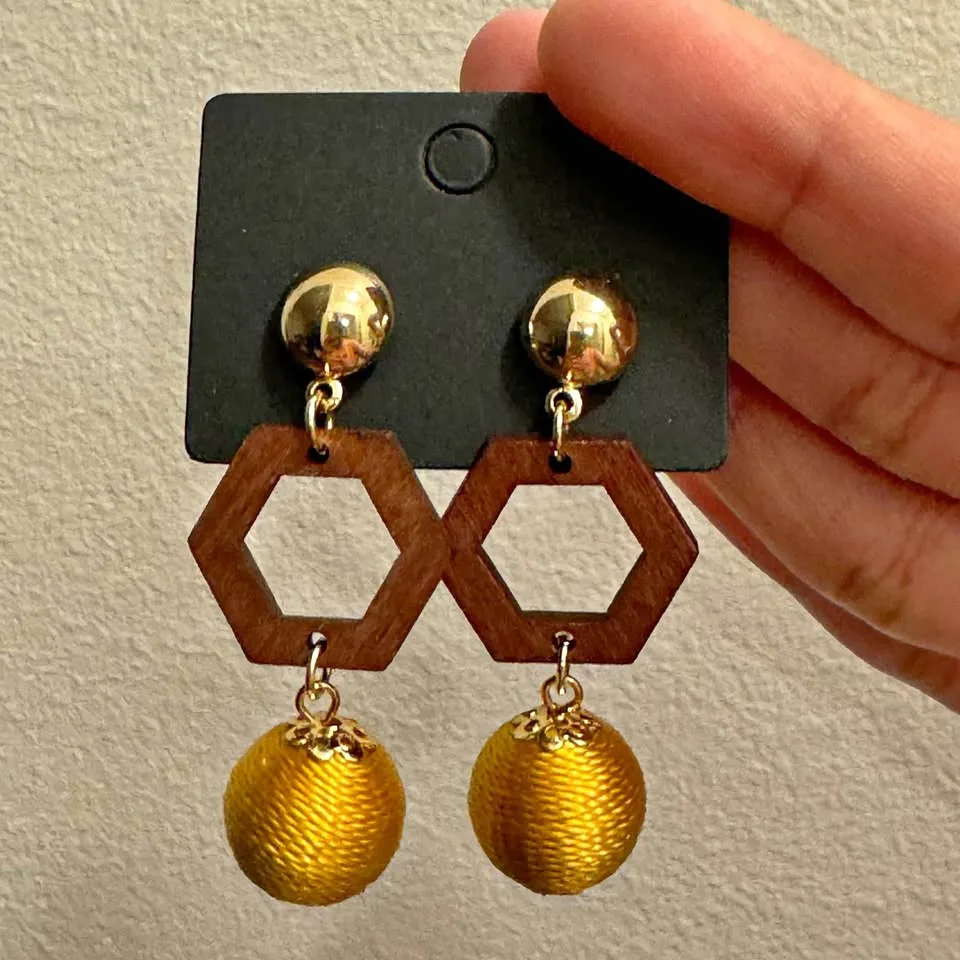 🎁 This item is FREE with any purchase from my listings✨ thumbnail