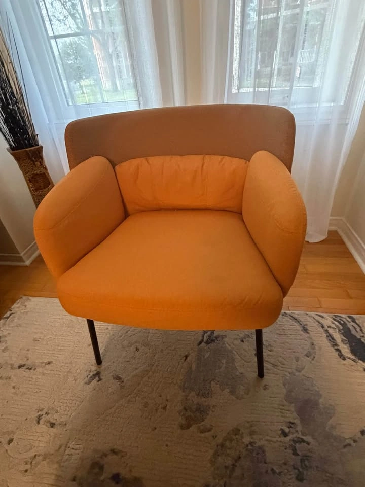 IKEA BINGSTA Accent Chair (excellent condition) - photo 2