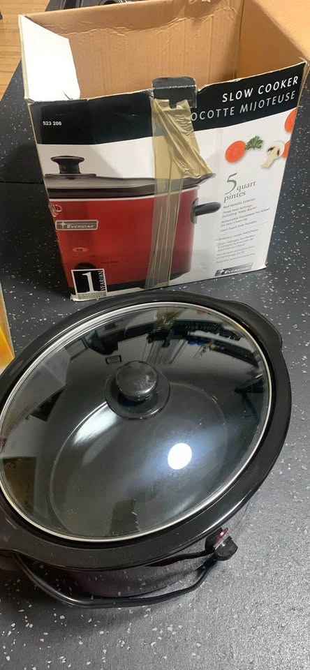 Kitchen Bundle: Slow Cooker and New Coffee Machine - photo 3