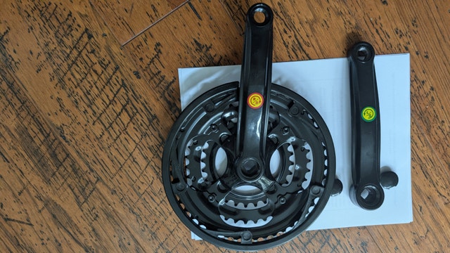 Bicycle wheel cranks for Huffy 26" Rock Creek Mountain Bike - photo 2